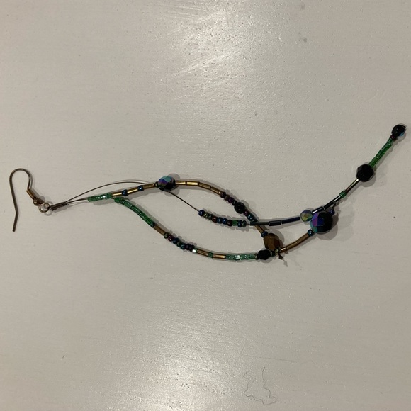 Earring - Picture 3 of 4